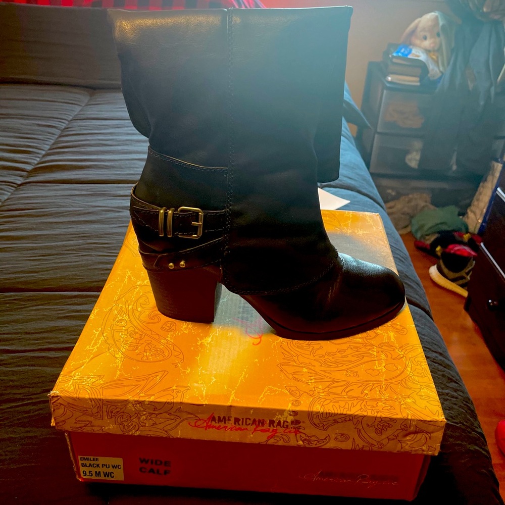 Women’s high boots